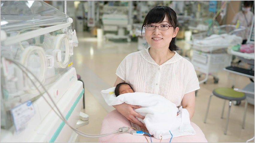 妊娠34週で出産したママ動画のサムネイル